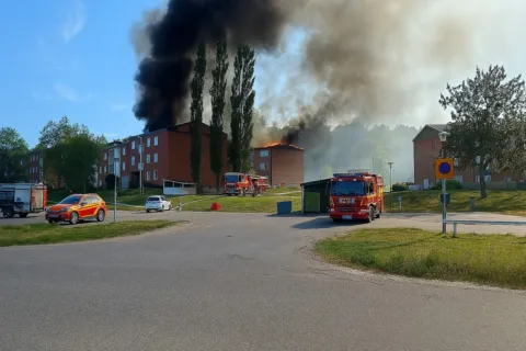 Brand i flerfamiljshus i centrala Hudiksvall