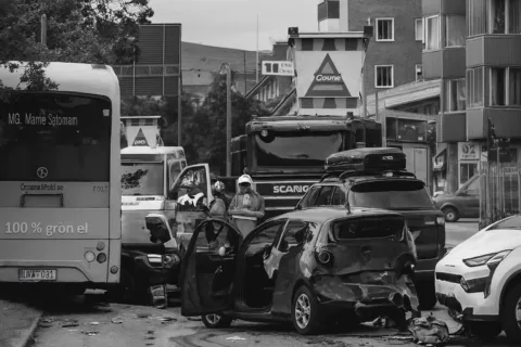 Flera skadade i bussolycka på Järnvägsgatan i Trelleborg