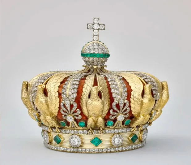 Empress Marie Louise's emerald necklace and earrings (Image: Louvre)