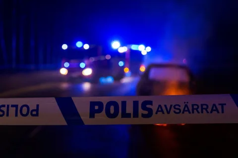 Person hittad död i bilbrand