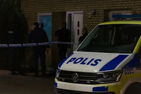 Explosion vid bostadshus i Oxie