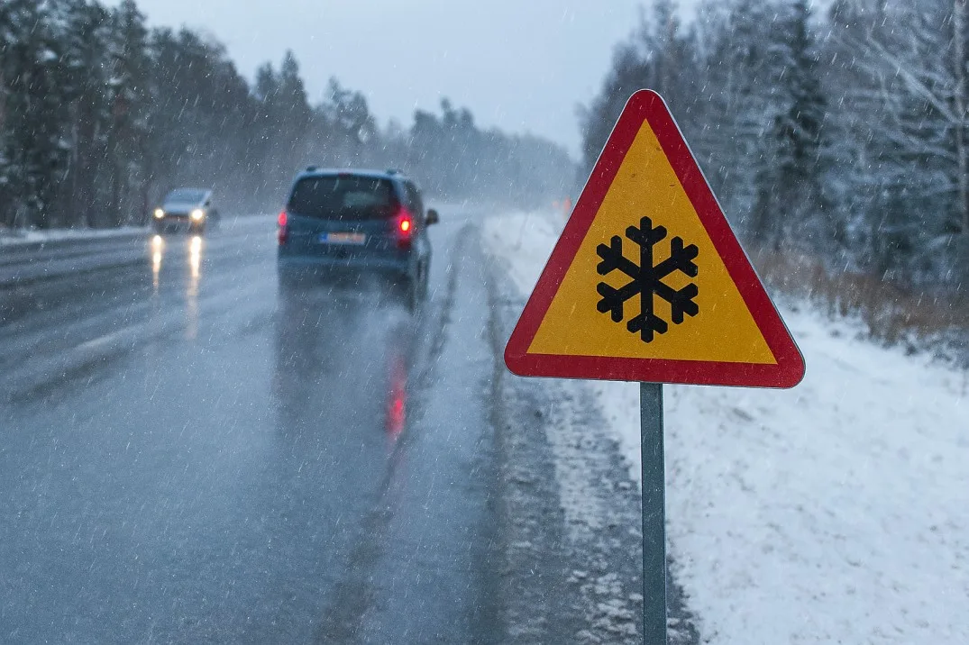 SMHI varnar för plötslig ishalka
