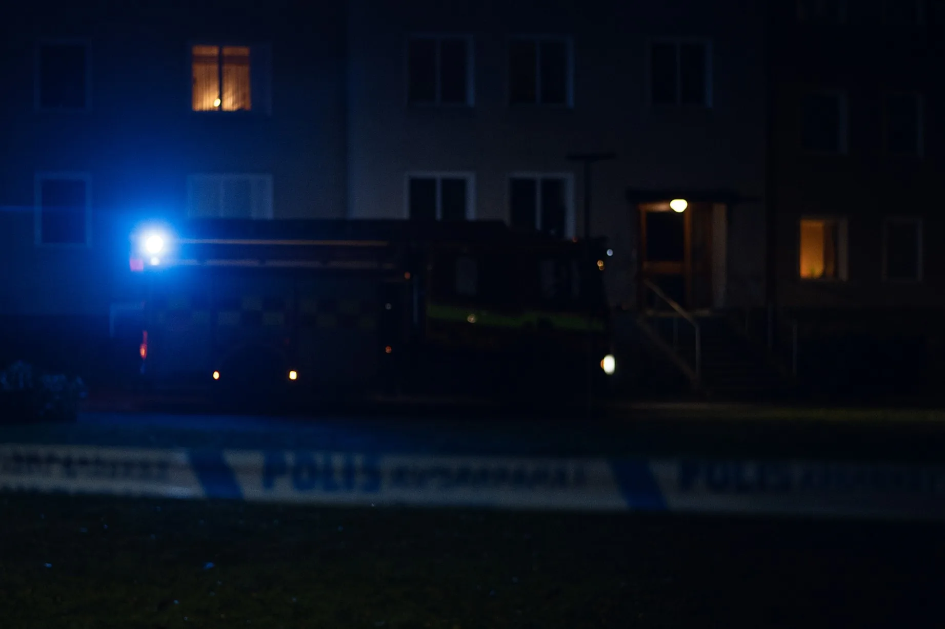 avspärrad bostad med räddningstjänstens