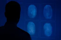 tillgång till FBIs fingeravtrycksregister