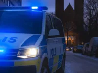 Polispatrull i bostadsområde i norra Stockholm